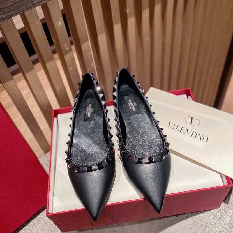 Valentino flat shoes